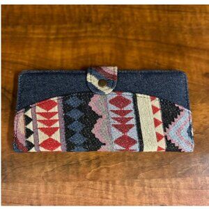 New Women’s Canyon Sky denim Aztec wallet